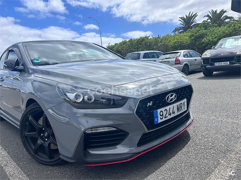 Usado Hyundai i30 275 CV (202 kW) 2019 Gris / plata Berlina
