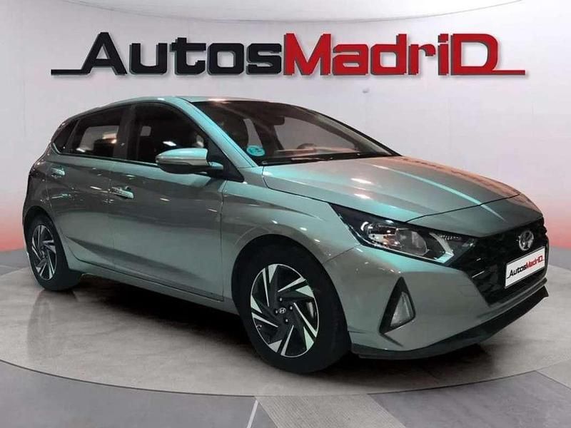 Plateado Usado 2021 Hyundai i20 Berlina | 12.990 € (Buen precio) - Imagen 1/4