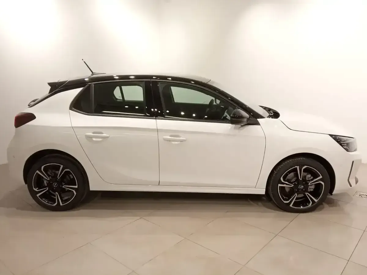Usado Opel Corsa S 100 CV (73 kW) 2023 Blanco Berlina