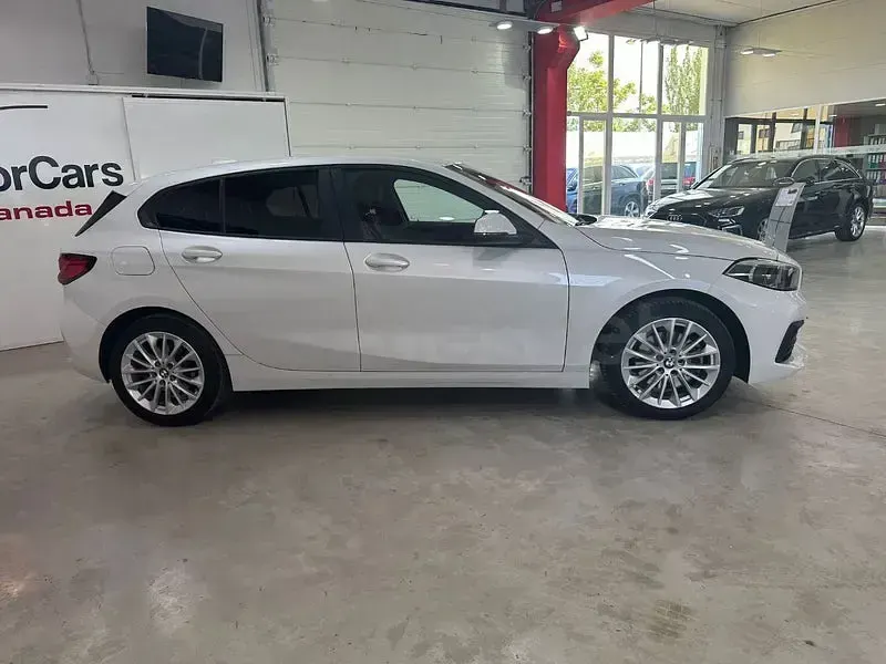 Usado BMW 118 Comfort Edition 140 CV (102 kW) 2020 Blanco Utilitario