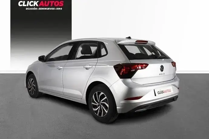 Usado VW Polo Life 95 CV (69 kW) 2023 Utilitario