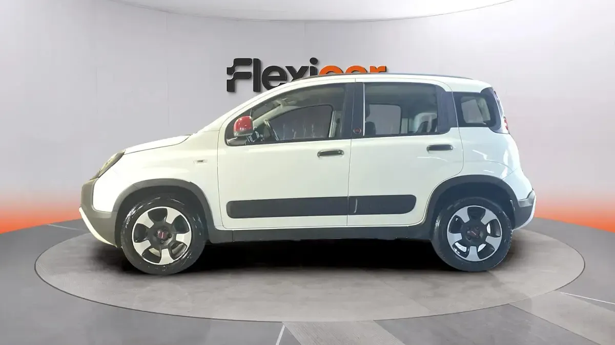Usado Fiat Panda Red 70 CV (51 kW) 2023 Blanco Utilitario