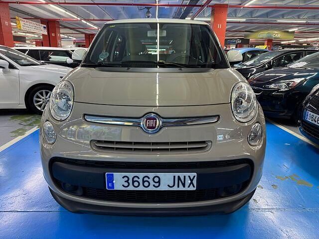 Usado Fiat 500L Trekking 95 CV (69 kW) 2016 Beige Monovolumen