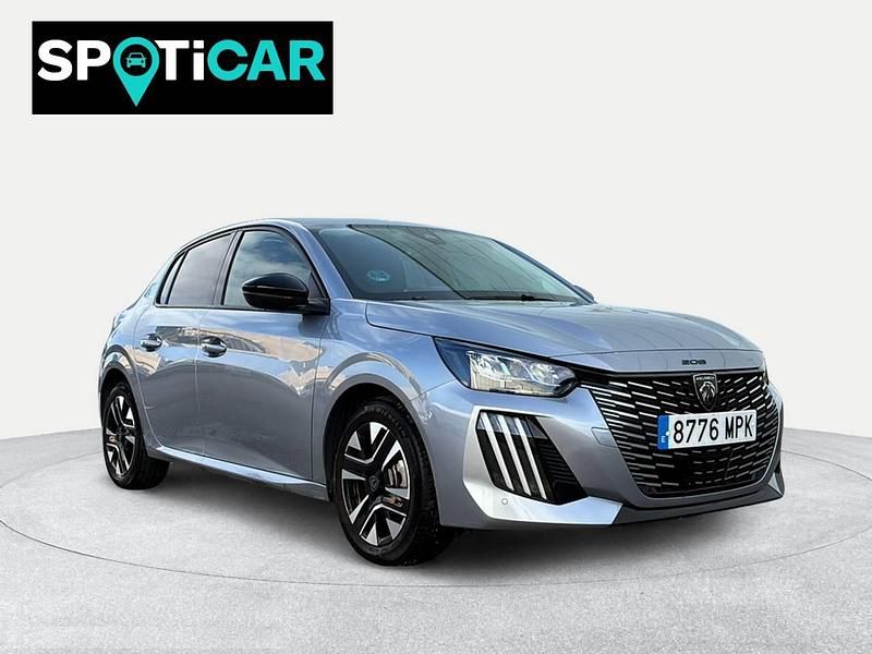 Usado Peugeot 208 Allure 100 CV (73 kW) 2024 Gris Utilitario