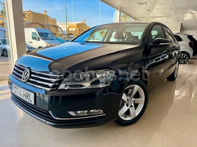 Negro Usado 2013 VW Passat Berlina | 9500 € (Buen precio) - Imagen 1/4