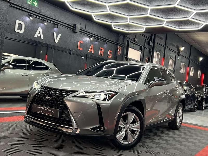 Plateado Usado 2022 Lexus UX 250h Business Edition SUV | 23.990 € (Buen precio) - Imagen 1/4