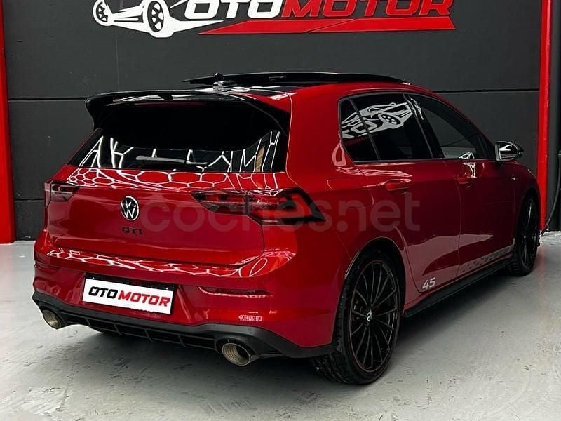 Usado VW Golf VIII GTI Clubsport 301 CV (221 kW) 2022 Rojo Berlina