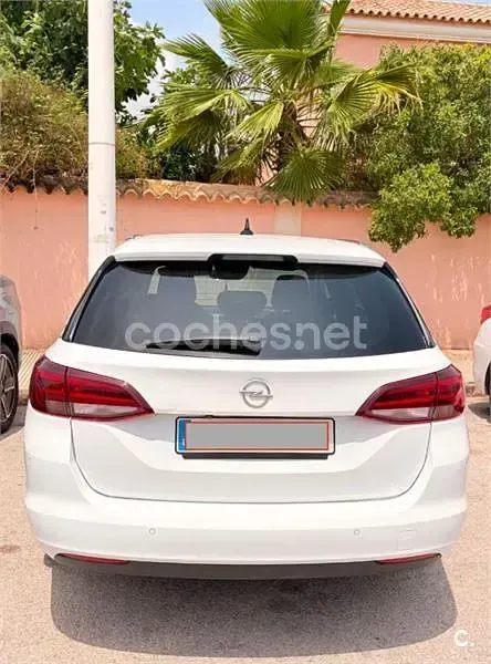 Usado Opel Astra Ultimate 122 CV (89 kW) 2020 Blanco Berlina