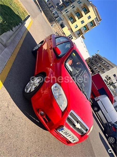 Usado Chevrolet Aveo LT 94 CV (69 kW) 2006 Rojo Berlina