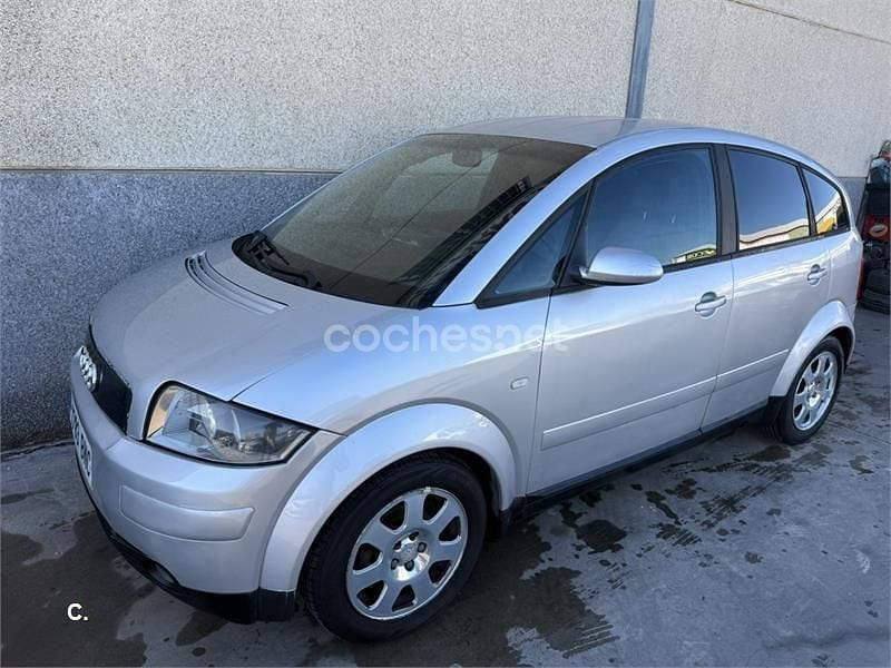 Usado Audi A2 75 CV (55 kW) 2001 Gris / plata Utilitario