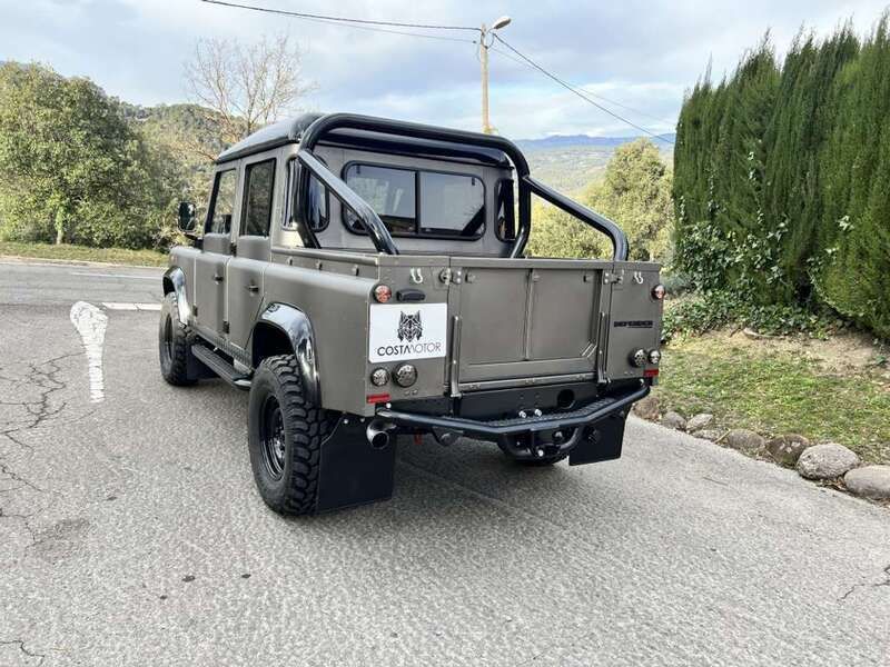 Usado Land Rover Defender SE 122 CV (89 kW) 2005 Marrón SUV