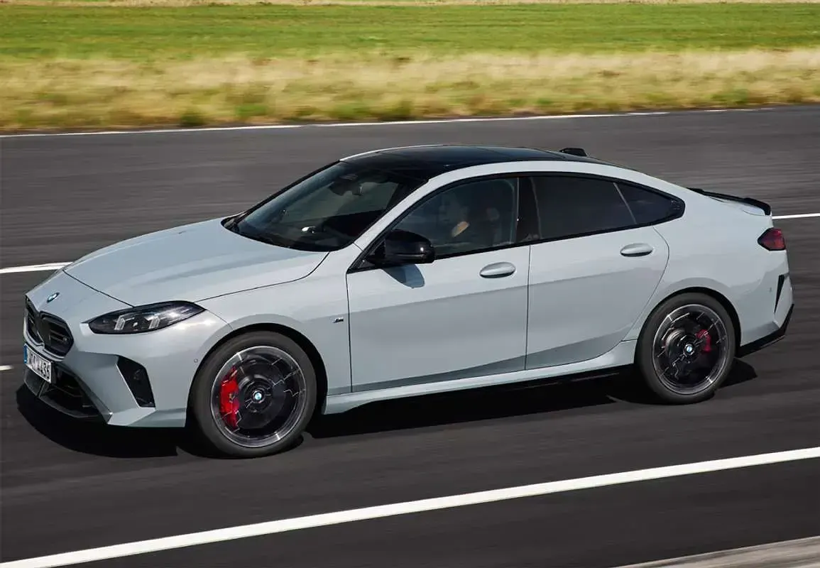 Usado BMW 218 Gran Coupé Comfort Edition 150 CV (110 kW) 2025 Blanco Coupe