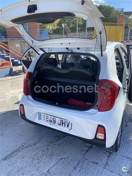 Usado Kia Picanto 66 CV (48 kW) 2015 Blanco Utilitario