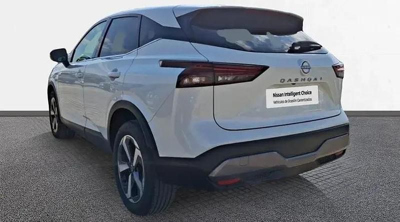 Usado Nissan Qashqai N-Connecta 140 CV (102 kW) 2024 Lunar white SUV