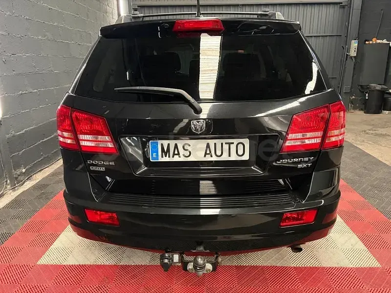 Usado Dodge Journey SXT 140 CV (102 kW) 2010 Negro SUV