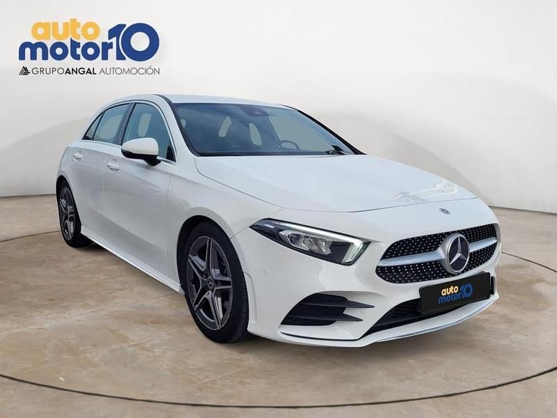 Usado Mercedes A180 136 CV (100 kW) 2021 Blanco Berlina