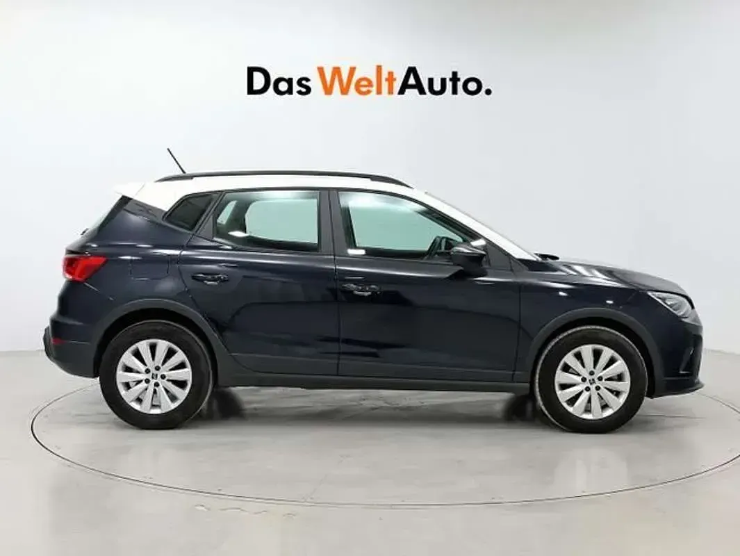 Usado Seat Arona Style 110 CV (80 kW) 2022 Azul SUV