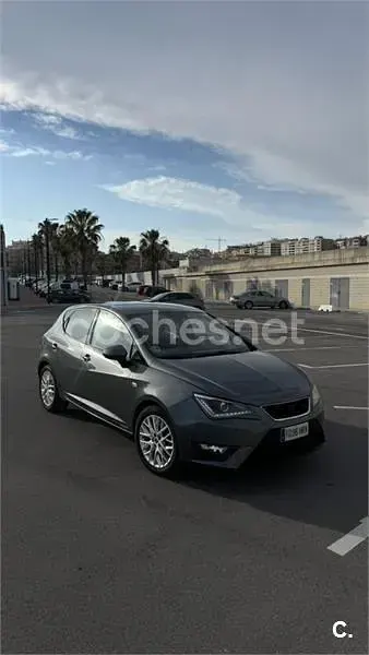 Usado Seat Ibiza FR 105 CV (77 kW) 2013 Gris / plata Berlina
