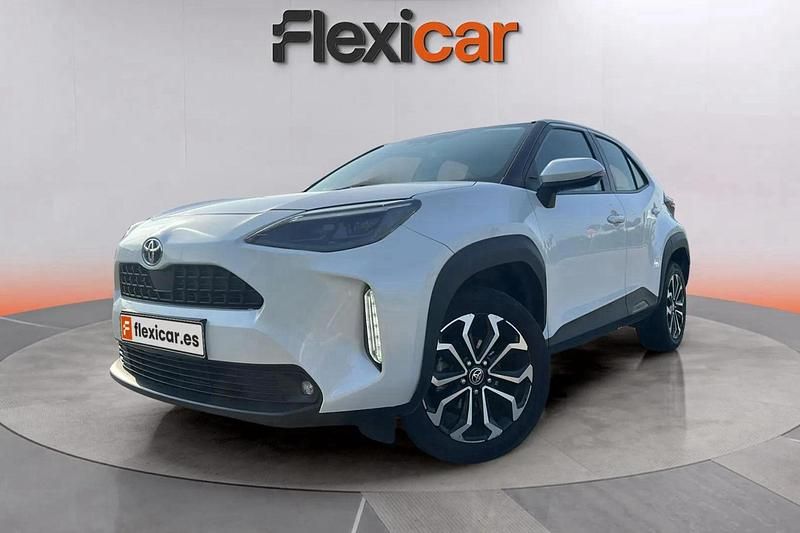 Usado Toyota Yaris Hybrid Active 116 CV (85 kW) 2024 Blanco