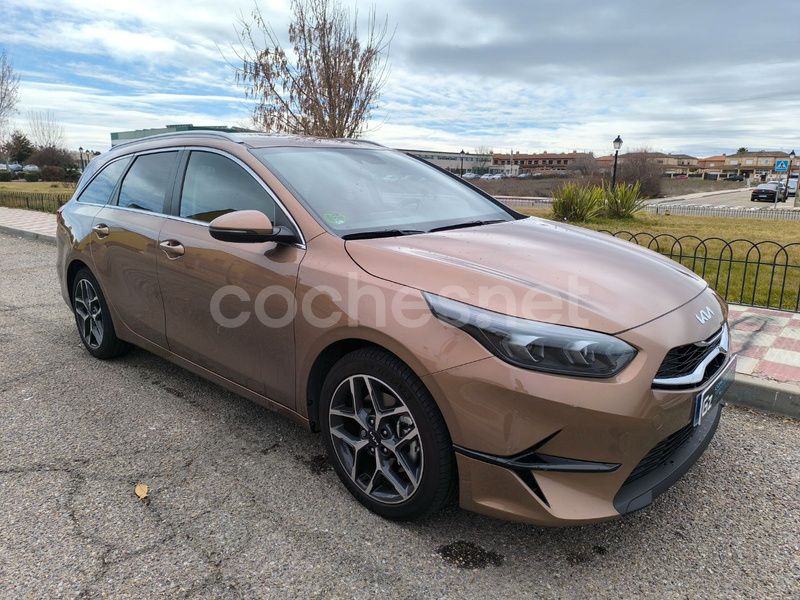 Marrón Usado 2022 Kia Ceed Familiar | 21.000 € (Caro) - Imagen 1/4
