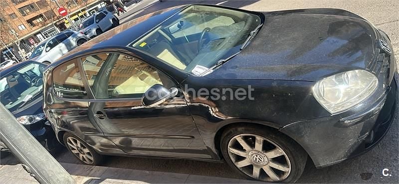 Usado VW Golf IV Highline 105 CV (77 kW) 2006 Negro Berlina