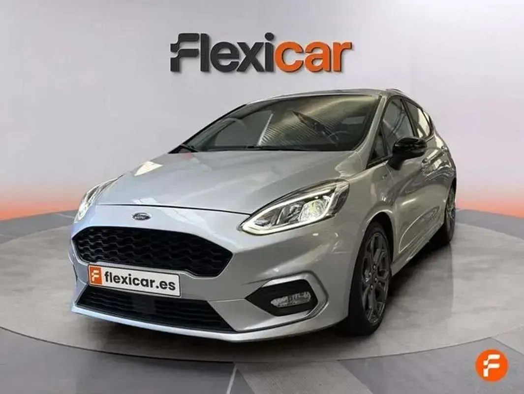 Usado Ford Fiesta ST-Line 95 CV (69 kW) 2021 Gris Utilitario