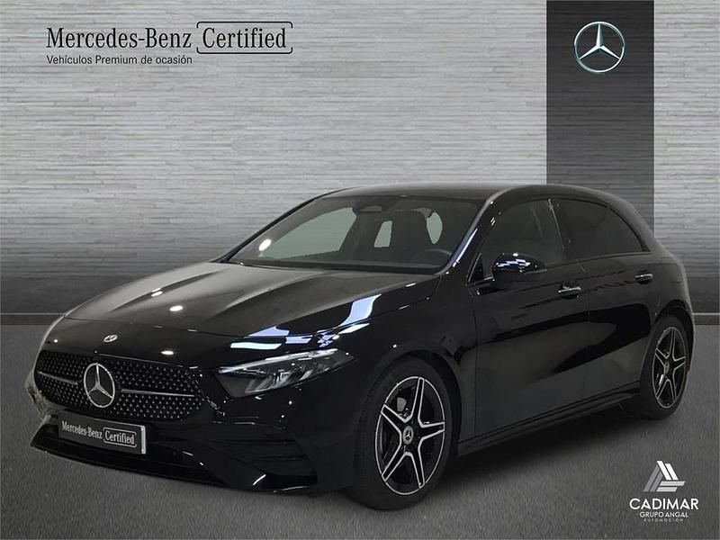 Usado Mercedes A180 AMG line 136 CV (100 kW) 2024 Negro Berlina
