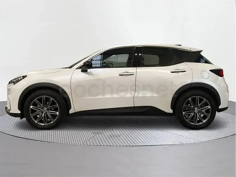 Usado Lexus LBX 136 CV (100 kW) 2024 Blanco SUV