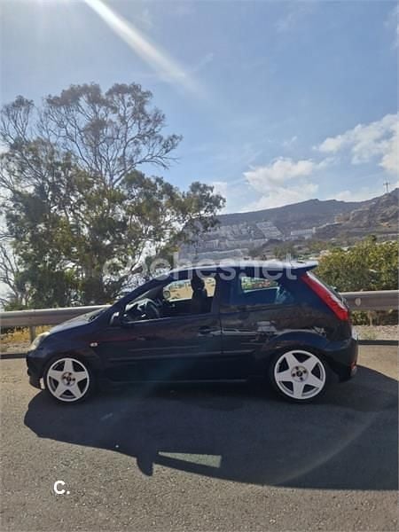 Usado Ford Fiesta ST 150 CV (110 kW) 2007 Negro Utilitario