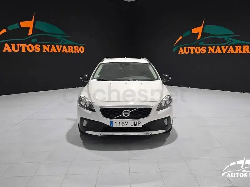 Usado Volvo V40 Kinetic 120 CV (88 kW) 2016 Blanco Berlina