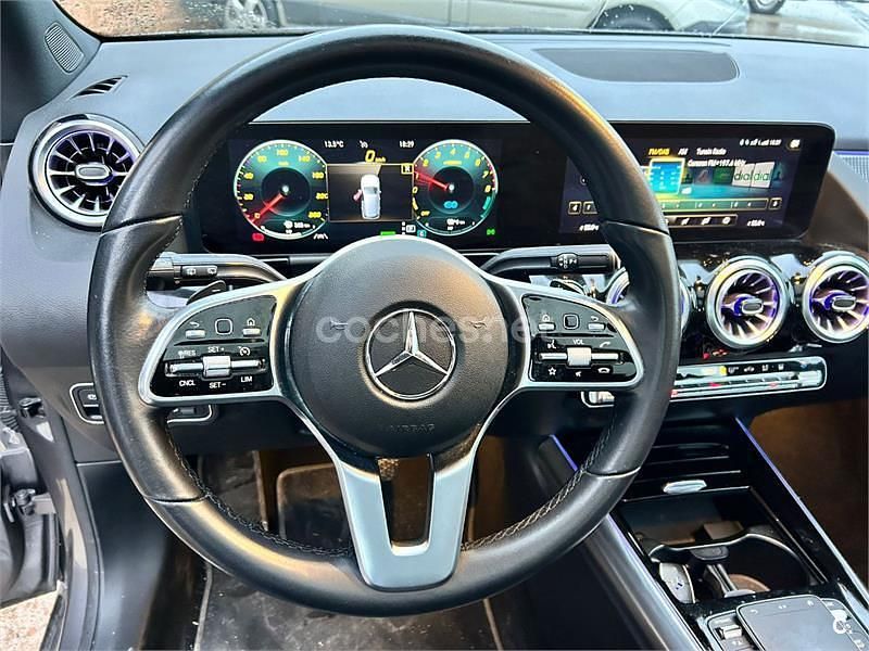 Usado Mercedes B250e 218 CV (160 kW) 2021 Gris / plata Monovolumen