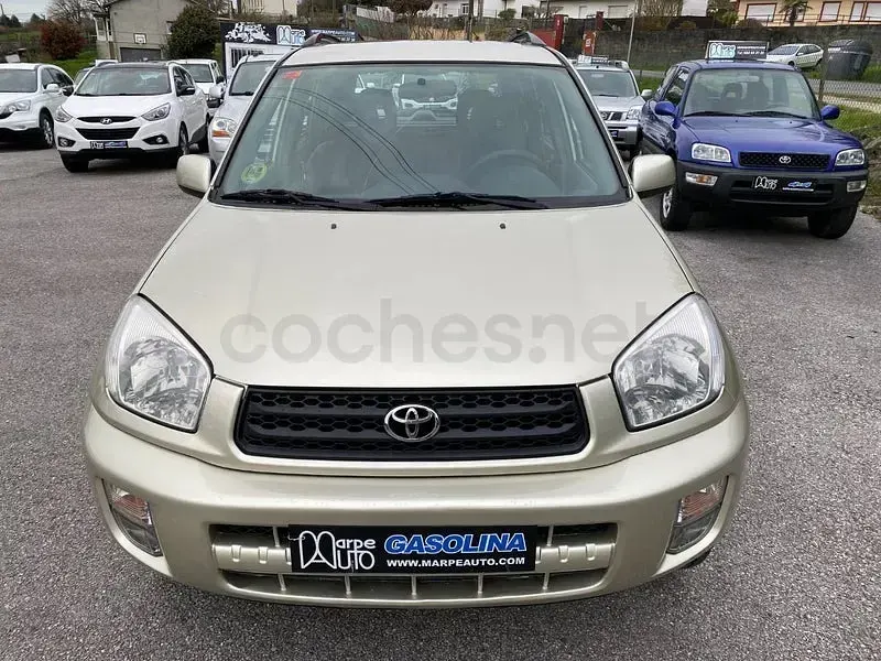 Usado Toyota RAV4 Sol 150 CV (110 kW) 2002 Beige SUV