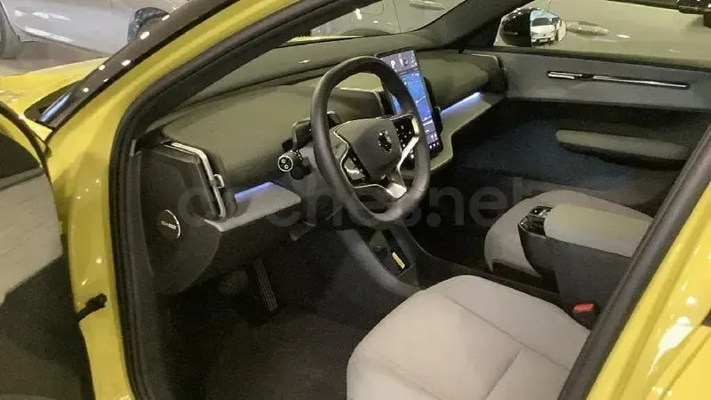 Usado Volvo EX30 Plus 200 kW (272 CV) 2024 Eléctrico SUV