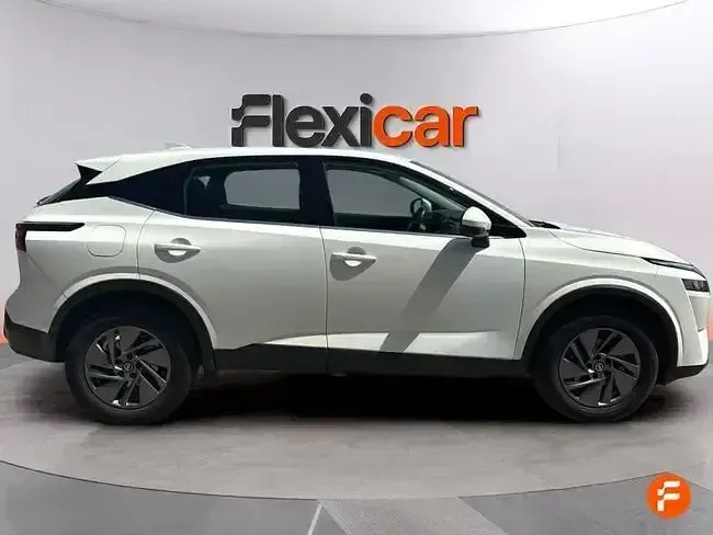 Usado Nissan Qashqai Acenta 140 CV (102 kW) 2022 Blanco SUV