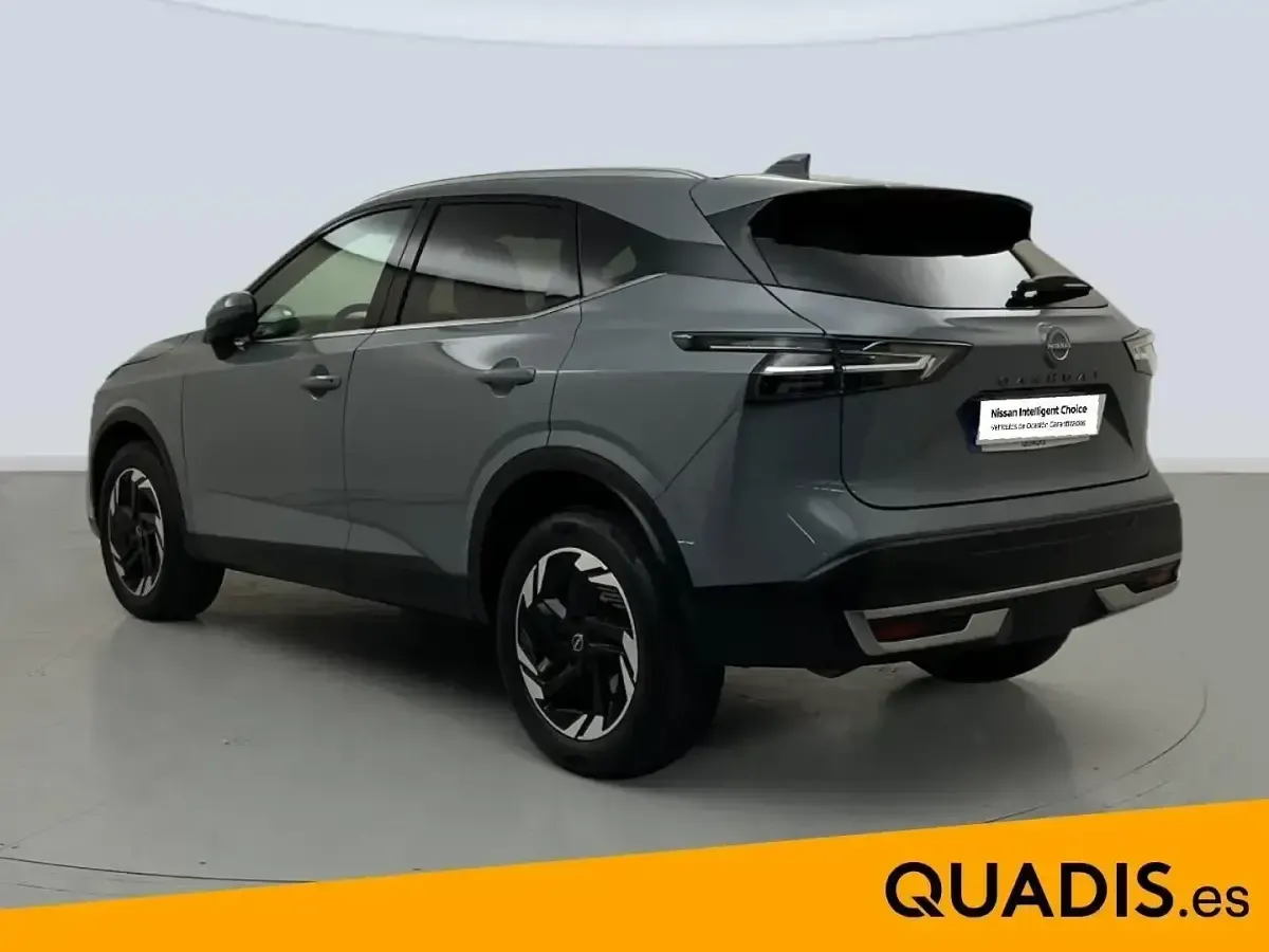 Usado Nissan Qashqai N-Connecta 140 CV (102 kW) 2024 Gris SUV