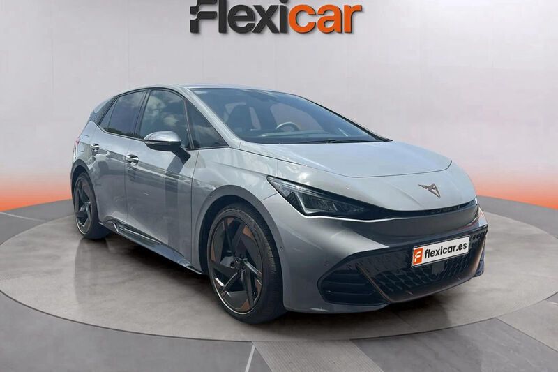 Gris Usado 2023 Cupra Born e-Boost Utilitario | 22.310 € - Imagen 1/4