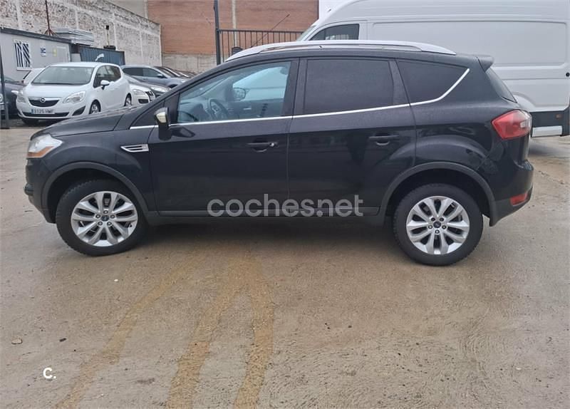 Używany Ford Kuga 140 KM (102 kW) 2009 Czarny SUV
