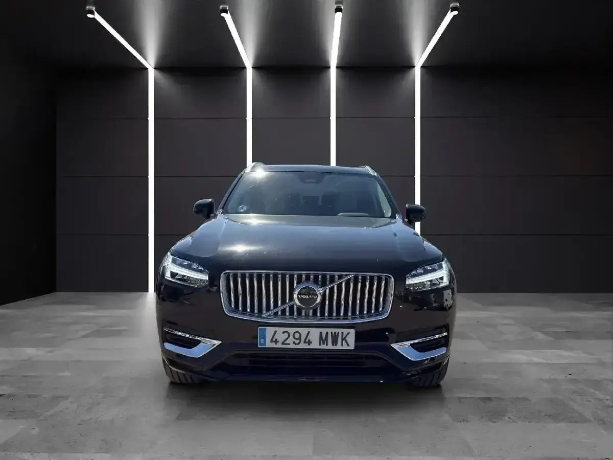 Usado Volvo XC90 Core 455 CV (334 kW) 2024 Negro SUV