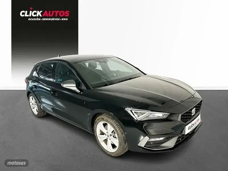 Usado Seat Leon FR 130 CV (95 kW) 2023 Negro Berlina