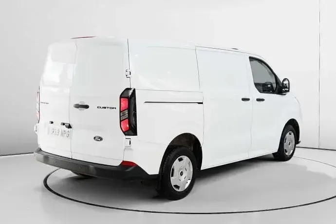 Usado Ford Transit Trend 136 CV (100 kW) 2024 Berlina
