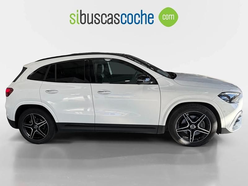 Usado Mercedes GLA200 150 CV (110 kW) 2024 Blanco SUV