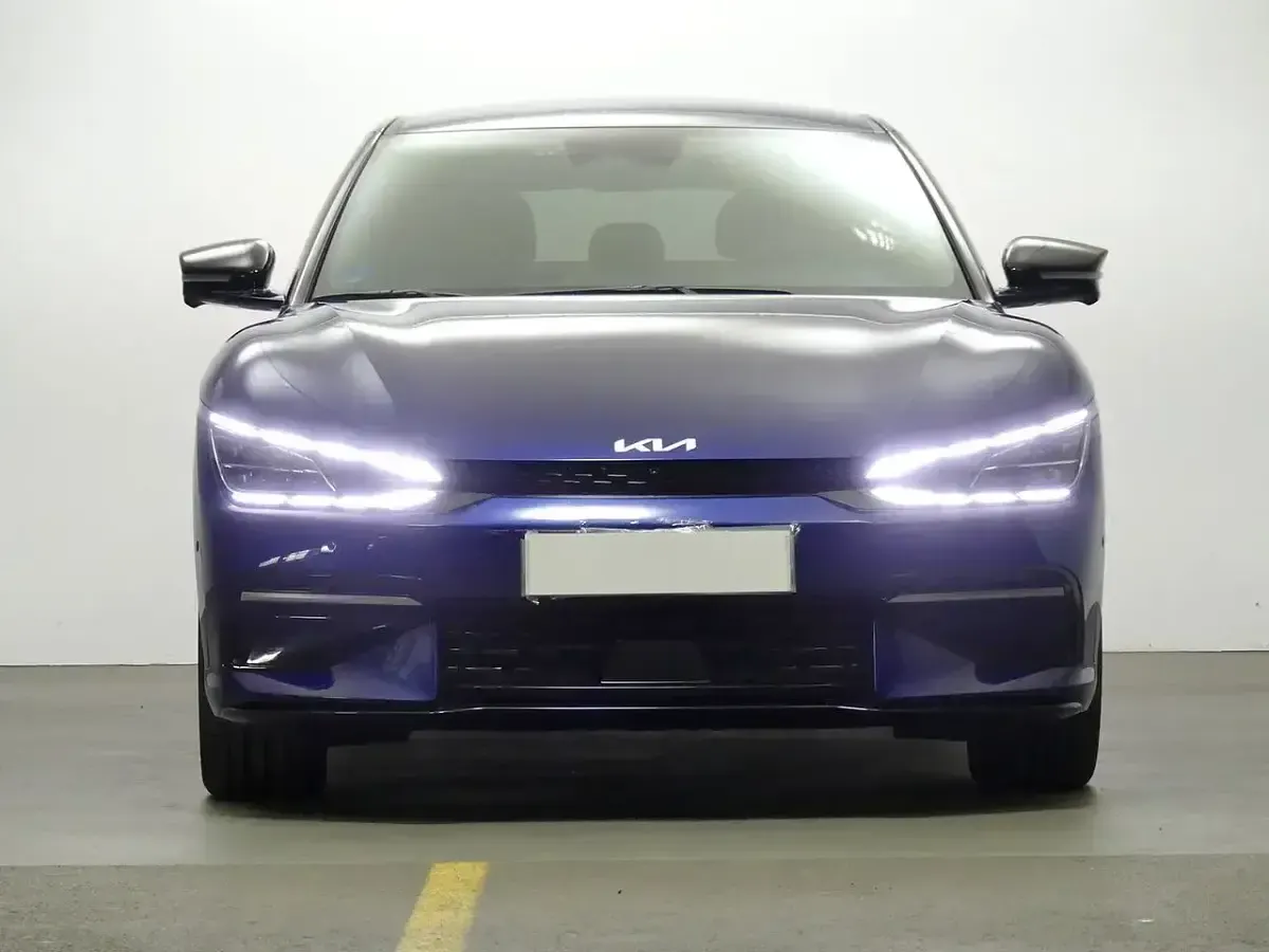 Usado Kia EV6 GT-Line 239 kW (325 CV) 2021 Azul SUV