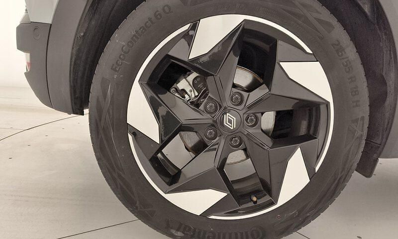 Usado Renault Captur Techno 100 CV (73 kW) 2025 Gris SUV