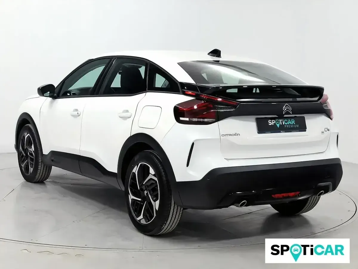 Usado Citroën C4 Feel 131 CV (96 kW) 2024 Blanco SUV