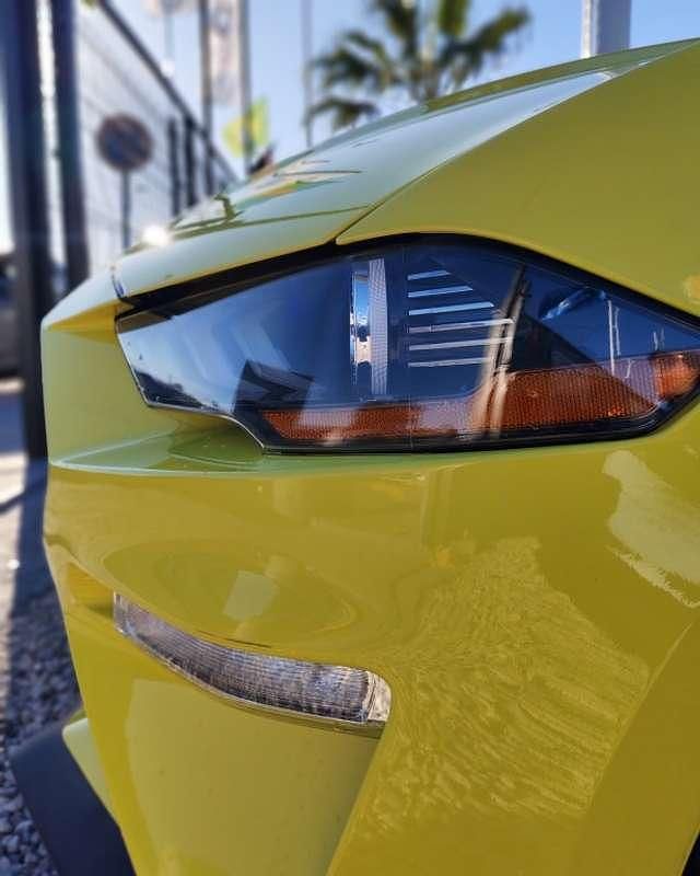 Usado Ford Mustang GT Convertible 450 CV (330 kW) 2022 Amarillo Descapotable