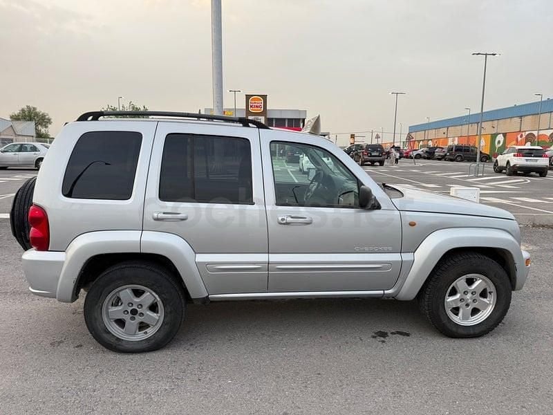 Usado Jeep Cherokee Limited 143 CV (105 kW) 2004 Gris / plata SUV