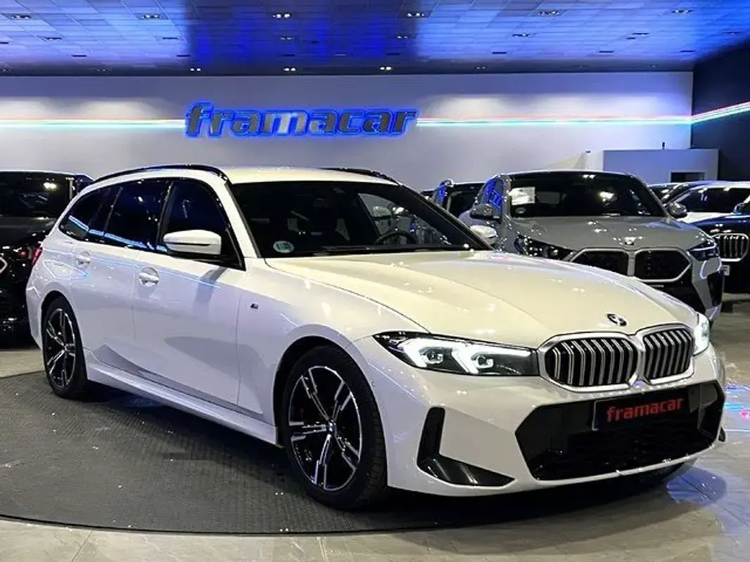 Usado BMW 318 Sport Line 150 CV (110 kW) 2025 Blanco Familiar
