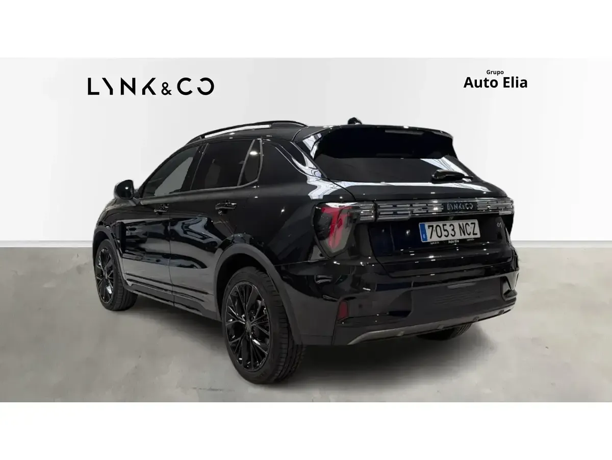 Usado Lynk & Co 01 276 CV (202 kW) 2025 Negro SUV
