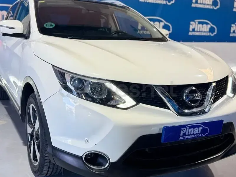 Begagnad Nissan Qashqai N-Connecta 110 HK (80 kW) 2016 Vit SUV