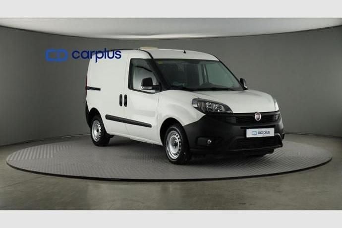 Usado Fiat Doblò 95 CV (69 kW) 2020 Monovolumen